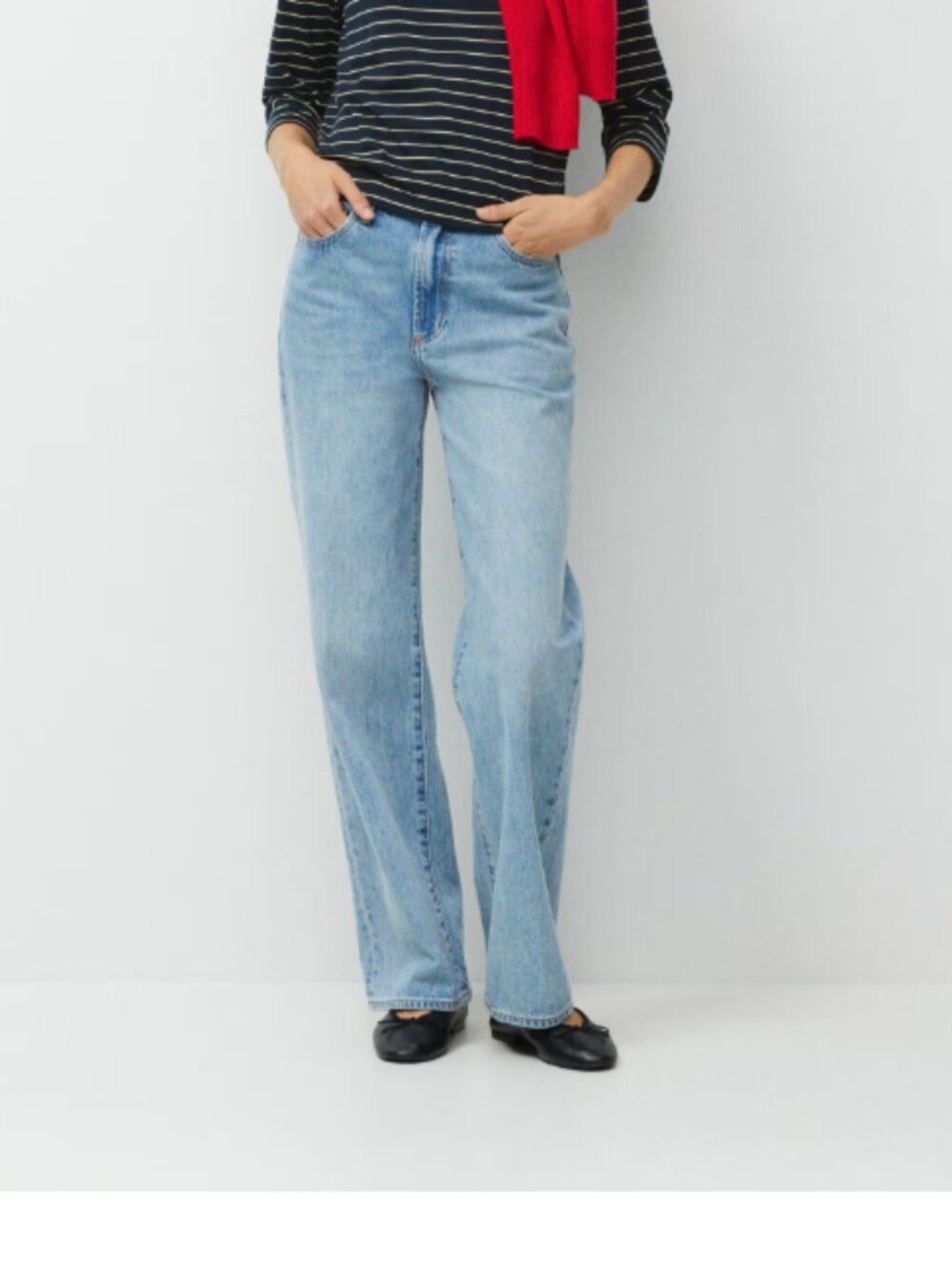 Aritzia Denim Forum the 90's winona high rise wide leg Blue Jeans 24